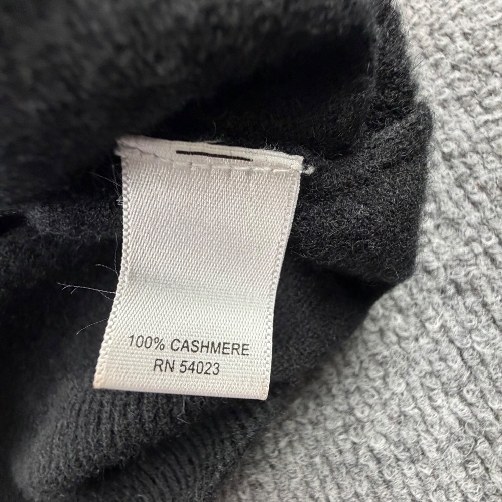 Banana Republic Mens Black 100% Cashmere V-Neck Pullover Sweater Large RN 54023 - Picture 5 of 7